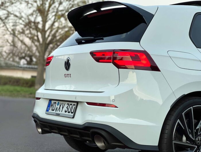 VW Golf 8 GTI Clubsport Heck XY Performance Autovermietung Magdeburg Auto mieten