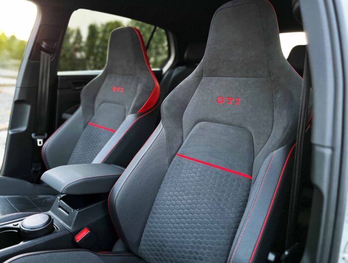 VW Golf 8 GTI Clubsport Innen XY Performance Autovermietung Magdeburg Auto mieten